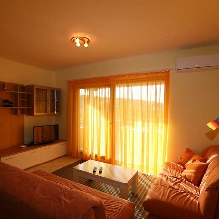 Apartment Dina Šilo Dış mekan fotoğraf