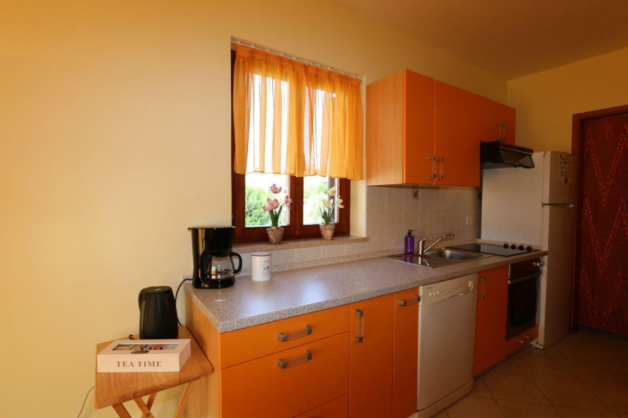 Apartment Dina Šilo Dış mekan fotoğraf